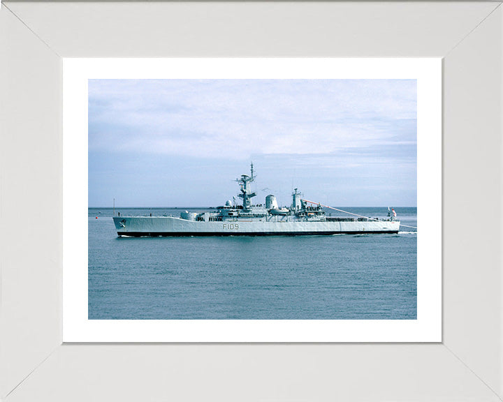 HMS Leander F109 Royal Navy Leander Class Frigate Photo Print or Framed Print - Hampshire Prints