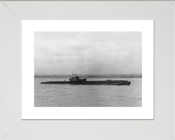 HMS Selene P254 Royal Navy S Class Submarine Photo Print or Framed Print - Hampshire Prints