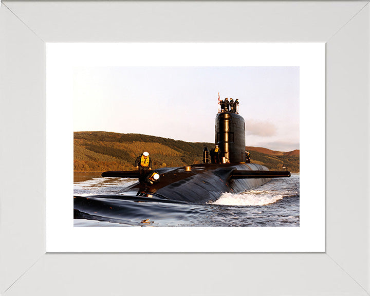 HMS Resolution S22 Submarine | Photo Print | Framed Print | Resolution Class | Royal Navy - Hampshire Prints