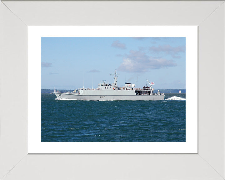 HMS Pembroke M107 Royal Navy Sandown class Mine Hunter Photo Print or Framed Photo Print - Hampshire Prints