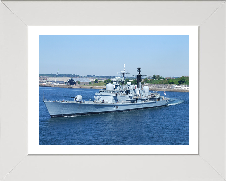 HMS Gloucester D96 | Photo Print | Framed Print | Type 42 | Destroyer | Royal Navy - Hampshire Prints