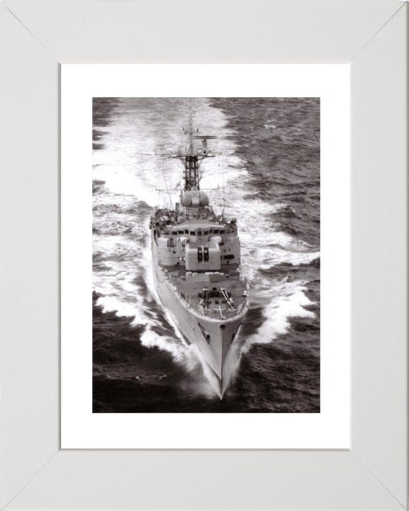 HMS Scarborough F63 Royal Navy Whitby class frigate Photo Print or Framed Print - Hampshire Prints