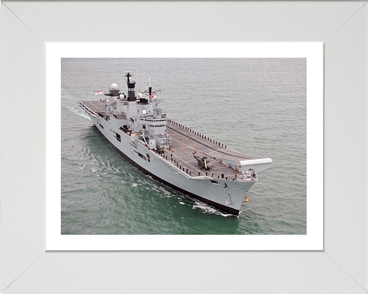 HMS Illustrious R06 | Photo Print | Framed Print | Invincible Class | Aircraft Carrier | Royal Navy