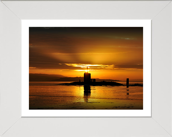 HMS Triumph S93 Submarine | Photo Print | Framed Print | Trafalgar Class | Royal Navy