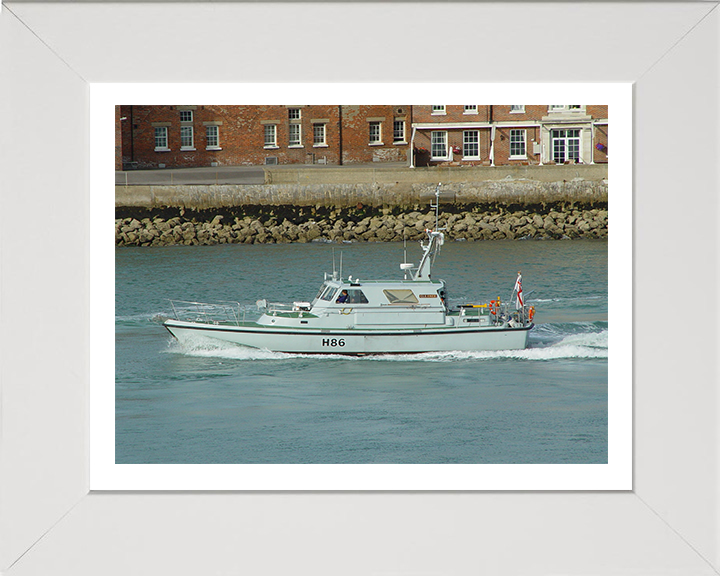 HMS Gleaner H86 Royal Navy Survey Motor Launch Photo Print or Framed Photo Print - Hampshire Prints