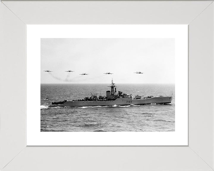 HMS Tenby F65 Royal Navy Whitby Class Frigate Photo Print or Framed Print - Hampshire Prints