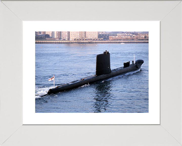 HMS Osiris S13 Royal Navy Oberon class Submarine Photo Print or Framed Print - Hampshire Prints