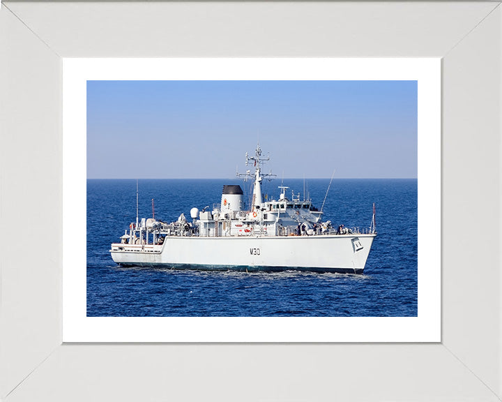 HMS Ledbury M30 Royal Navy Hunt class minehunter Photo Print or Framed Print - Hampshire Prints