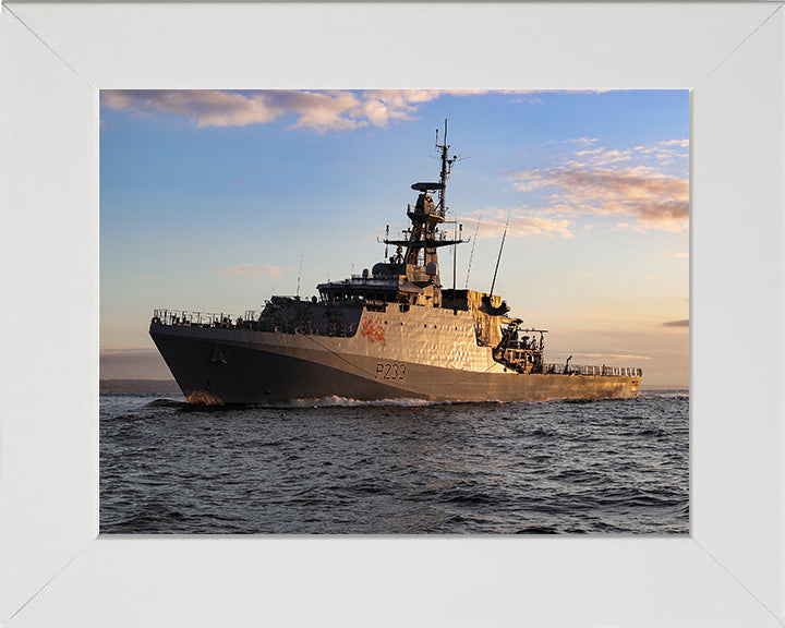 HMS Tamar P233 Royal Navy River class offshore patrol vessel Photo Print or Framed Print - Hampshire Prints