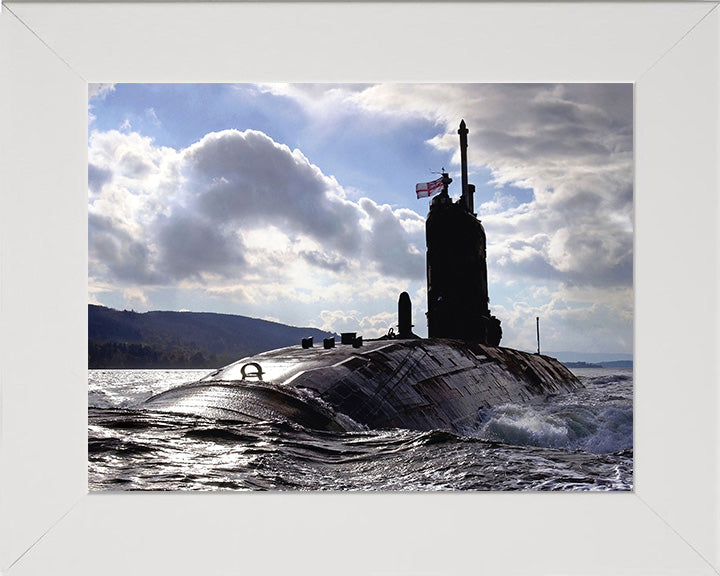 HMS Superb S109 Submarine | Photo Print | Framed Print | Swiftsure Class | Royal Navy - Hampshire Prints