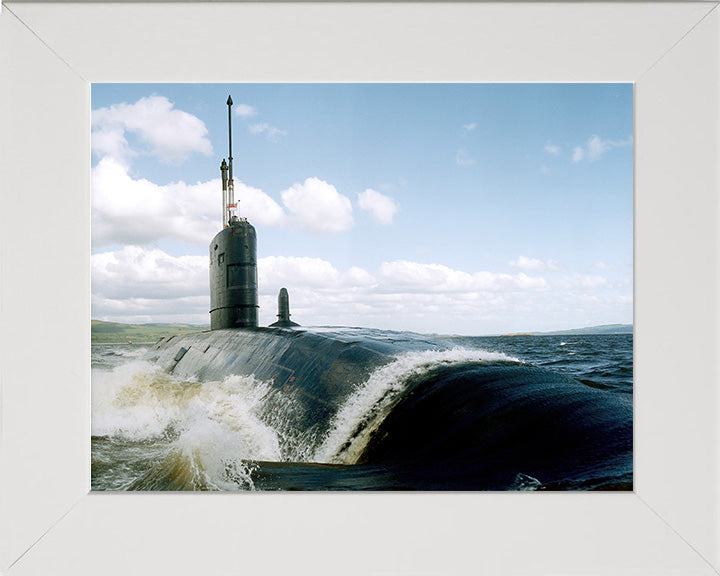 HMS Superb S109 Submarine | Photo Print | Framed Print | Swiftsure Class | Royal Navy - Hampshire Prints