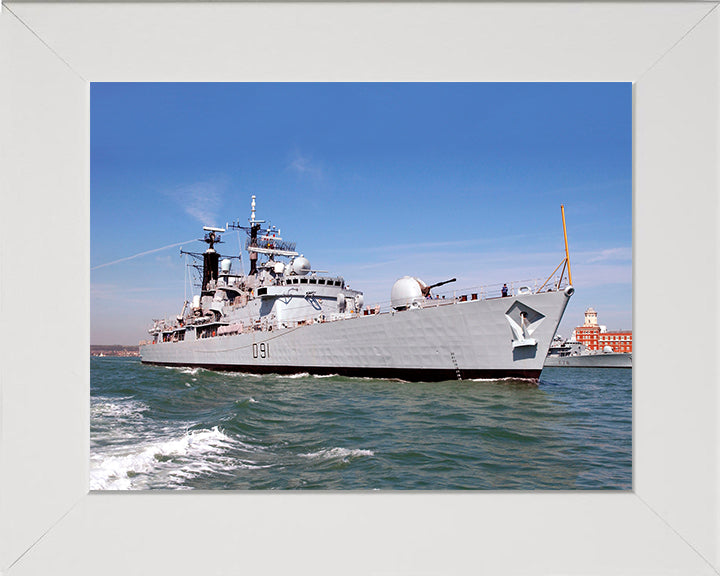 HMS Nottingham D91 Royal Navy Type 42 destroyer Photo Print or Framed Print - Hampshire Prints