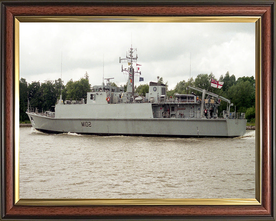 HMS Inverness M102 Royal Navy Sandown class minehunter Photo Print or Framed Print - Hampshire Prints