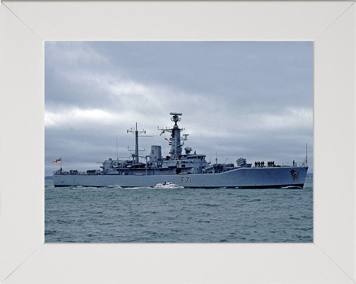 HMS Scylla F71 Royal Navy Leander Class Frigate Photo Print or Framed Print - Hampshire Prints