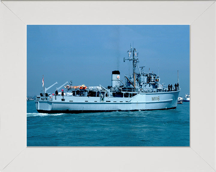 HMS Wilton M1116 Royal Navy Ton Class Minesweeper Photo Print or Framed Print - Hampshire Prints