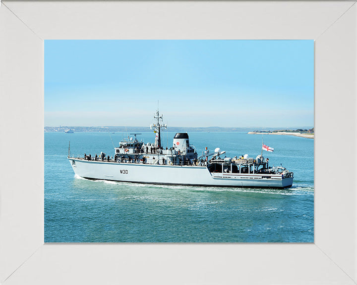 HMS Ledbury M30 Royal Navy Hunt class minehunter Photo Print or Framed Print - Hampshire Prints