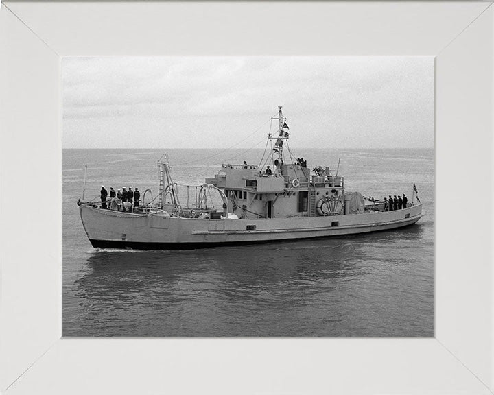 HMT Thames (1938) Royal Navy rescue Tugboat Photo Print or Framed Print - Hampshire Prints