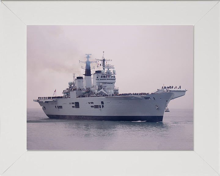 HMS Invincible R05 Royal Navy Invincible Class aircraft carrier Photo Print or Framed Print - Hampshire Prints