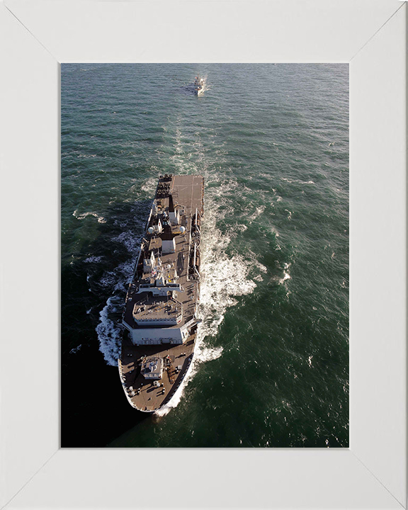 HMS Bulwark L15 | Photo Print | Framed Print | Albion Class | Amphibious Ship | Royal Navy