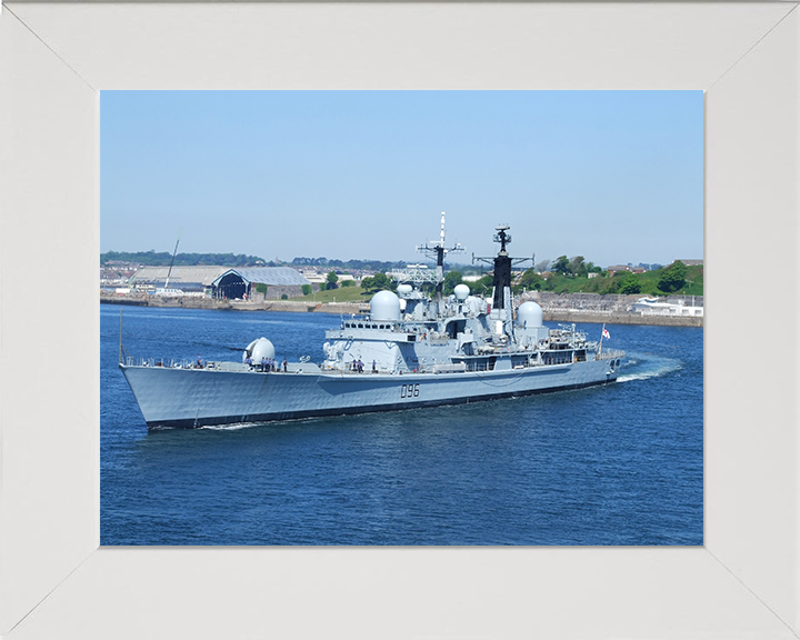 HMS Gloucester D96 Royal Navy Type 42 destroyer Photo Print or Framed Print - Hampshire Prints