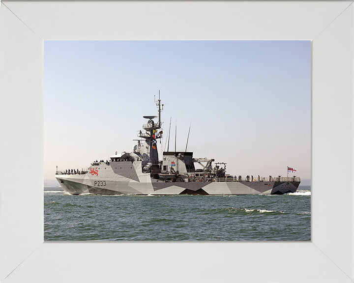 HMS Tamar P233 Royal Navy River class offshore patrol vessel Photo Print or Framed Print - Hampshire Prints