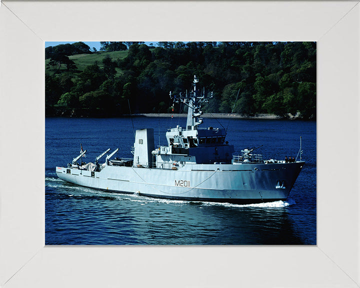 HMS Orwell M2011 Royal Navy River class minesweeper Photo Print or Framed Print - Hampshire Prints