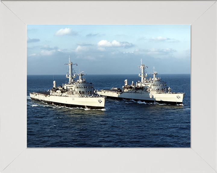 HMS Fearless L10 HMS Intrepid L11 | Photo Print | Framed Print | Fearless Class | Royal Navy - Hampshire Prints