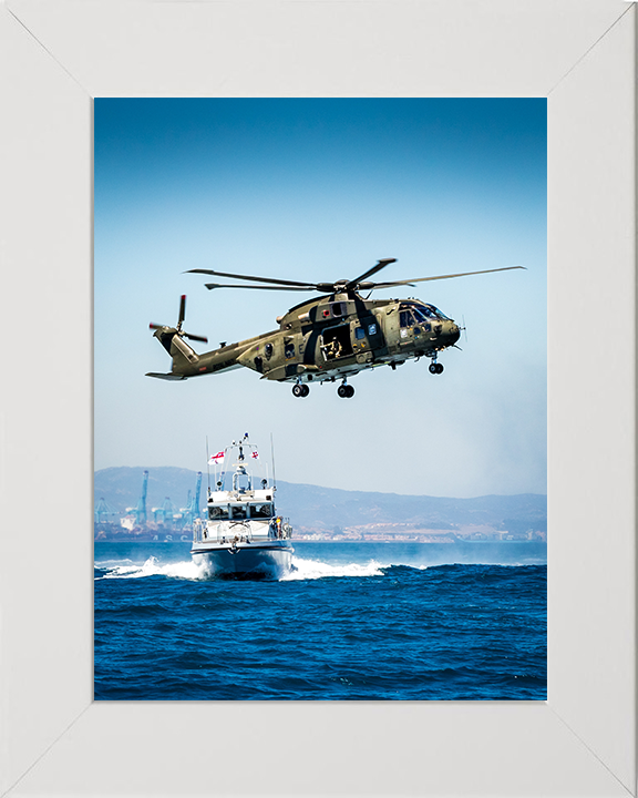 HMS Scimitar P284 | Photo Print | Framed Print | Scimitar Class | Fast Patrol Vessel | Royal Navy