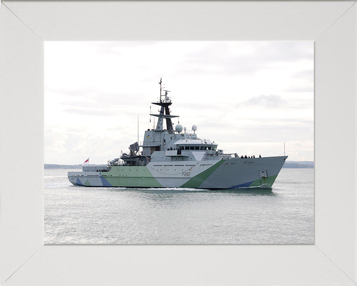 HMS Severn P282 Royal Navy River class patrol vessel Photo Print or Framed Print - Hampshire Prints