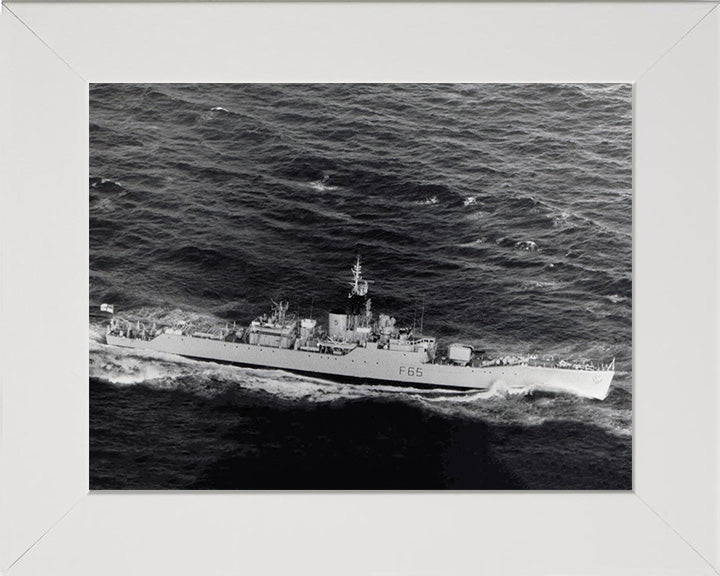 HMS Tenby F65 Royal Navy Whitby Class Frigate Photo Print or Framed Print - Hampshire Prints