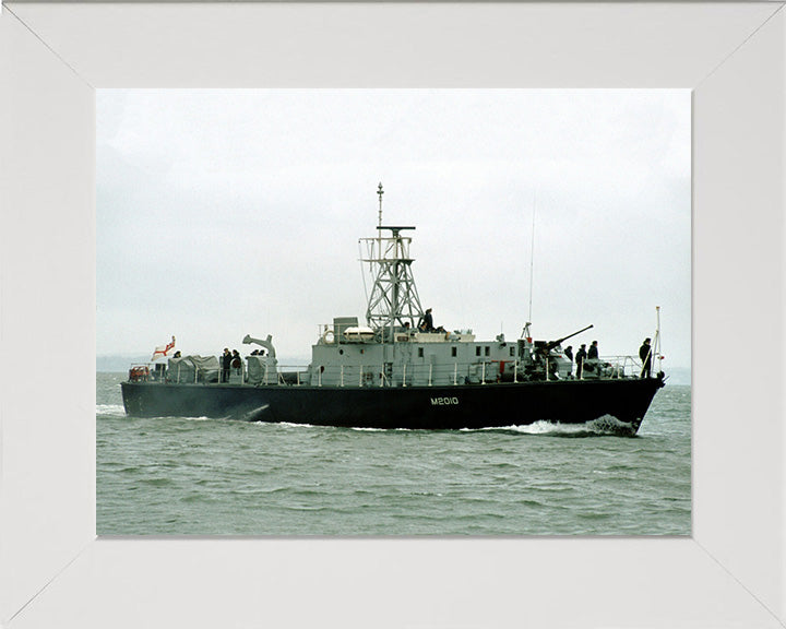 HMS Isis M2010 Royal Navy Ley class minesweeper Photo Print or Framed Print - Hampshire Prints