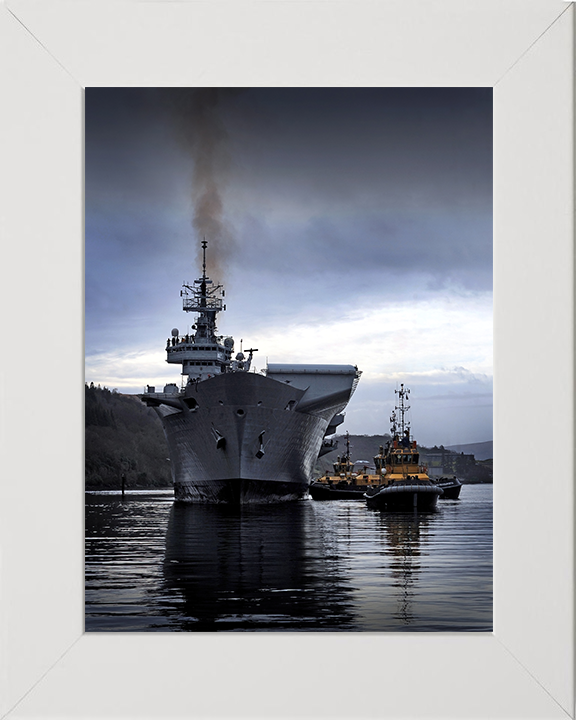 HMS Illustrious R06 | Photo Print | Framed Print | Invincible Class | Aircraft Carrier | Royal Navy - Hampshire Prints