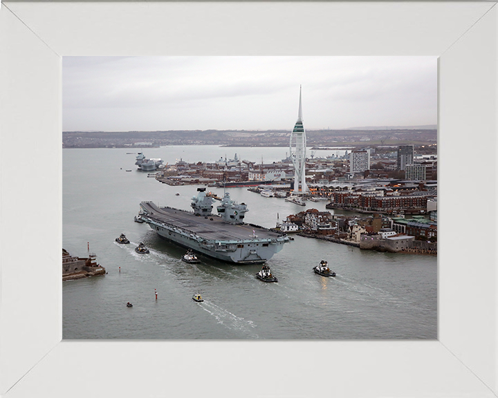 HMS Queen Elizabeth R08 | Photo Print | Framed Print | Queen Elizabeth Class | Aircraft Carrier | Royal Navy