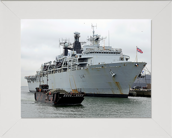 HMS Albion L14 | Photo Print | Framed Print | Albion Class | Amphibious ship | Royal Navy