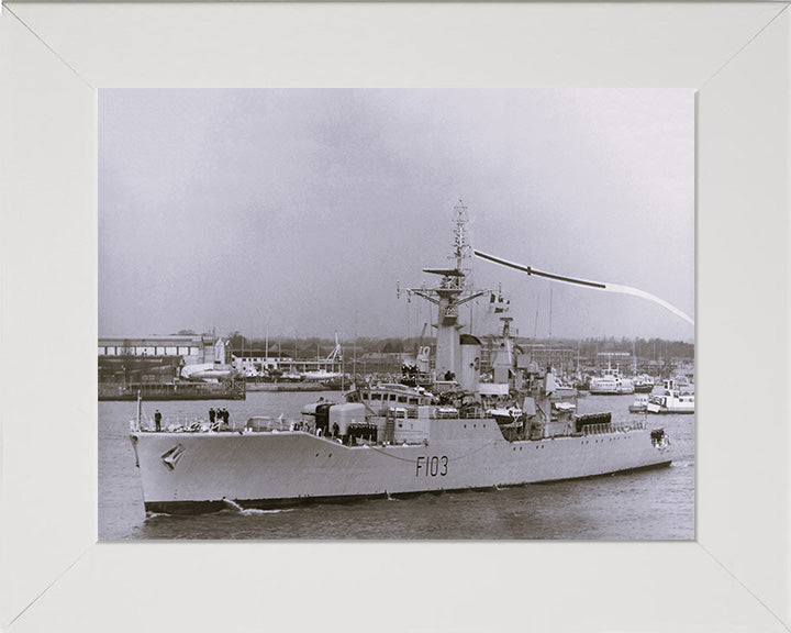 HMS Lowestoft F103 Royal Navy Rothesay class frigate Photo Print or Framed Print - Hampshire Prints