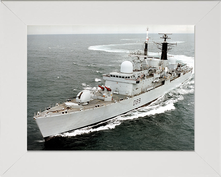 HMS Exeter D89 Royal Navy Type 42 destroyer Photo Print or Framed Print - Hampshire Prints