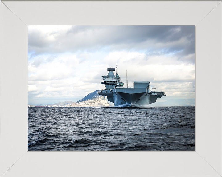 HMS Queen Elizabeth R08 | Photo Print | Framed Print | Queen Elizabeth Class | Aircraft Carrier | Royal Navy