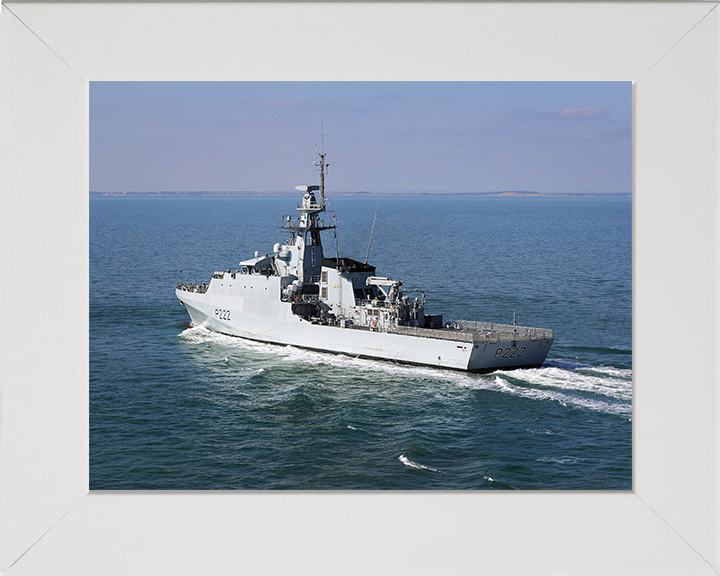 HMS Forth P222 Royal Navy River class offshore patrol vessel Photo Print or Framed Print - Hampshire Prints