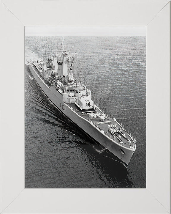 HMS Yarmouth F101 Royal Navy Rothesay class frigate Photo Print or Framed Print - Hampshire Prints