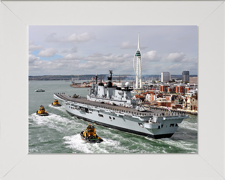 HMS Illustrious R06 | Photo Print | Framed Print | Invincible Class | Aircraft Carrier | Royal Navy