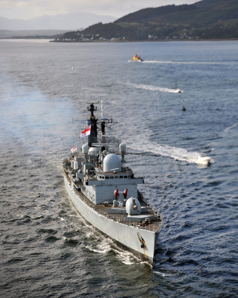 HMS Manchester D95 Royal Navy Type 42 destroyer Photo Print or Framed Photo Print - Hampshire Prints