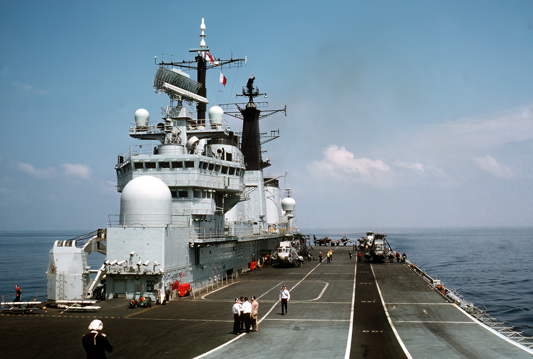 HMS Invincible R05 Royal Navy Invincible Class aircraft carrier Photo Print or Framed Print - Hampshire Prints