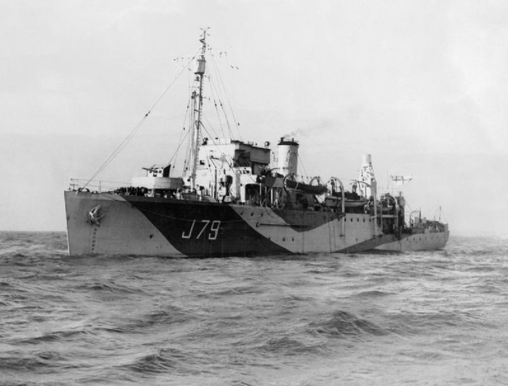 HMS Scott J79 Royal Navy Halcyon class minesweeper Photo Print or Framed Print - Hampshire Prints