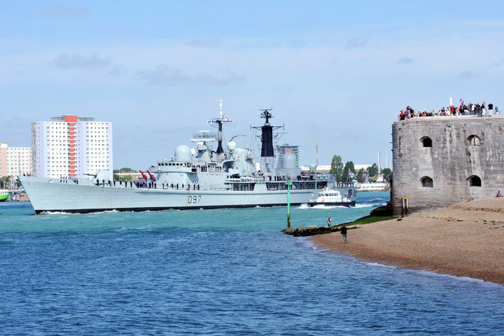 HMS Edinburgh D97 | Photo Print | Framed Print | Poster | Type 42 | Destroyer | Royal Navy