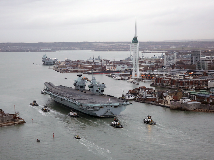 HMS Queen Elizabeth R08 | Photo Print | Framed Print | Queen Elizabeth Class | Aircraft Carrier | Royal Navy