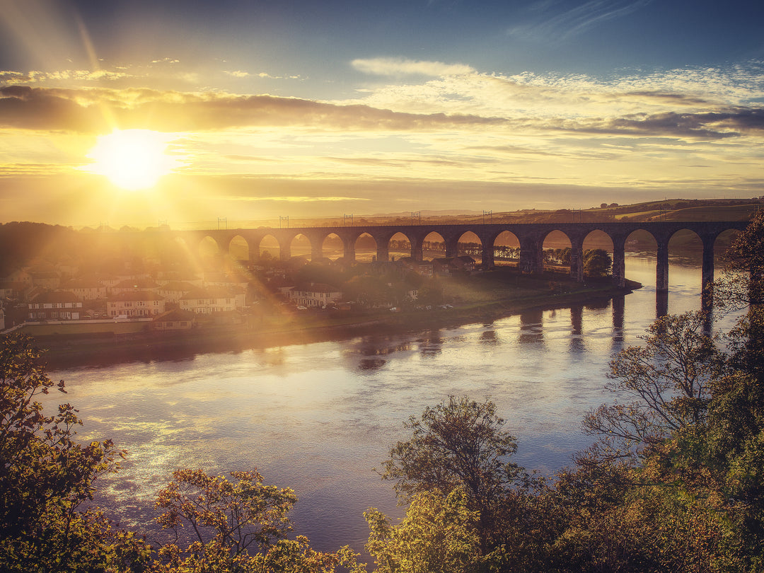 Berwick-upon-Tweed viaduct at sunset Photo Print - Canvas - Framed Photo Print - Hampshire Prints