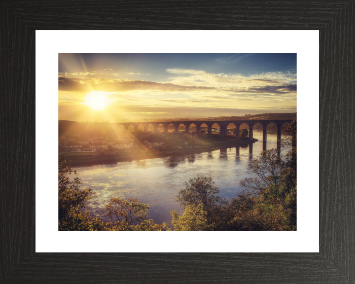 Berwick-upon-Tweed viaduct at sunset Photo Print - Canvas - Framed Photo Print - Hampshire Prints