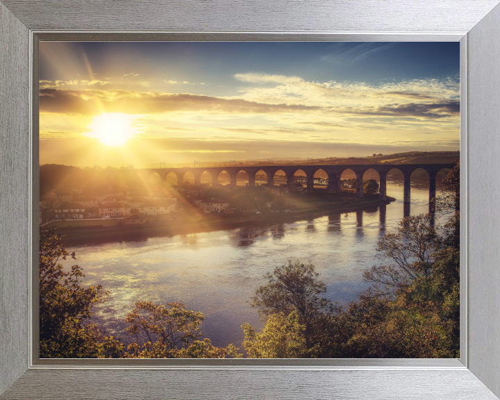 Berwick-upon-Tweed viaduct at sunset Photo Print - Canvas - Framed Photo Print - Hampshire Prints