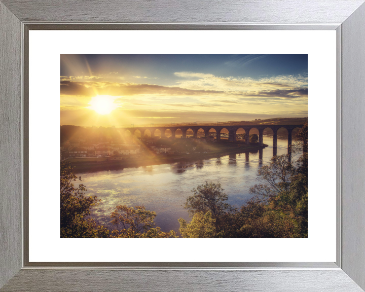 Berwick-upon-Tweed viaduct at sunset Photo Print - Canvas - Framed Photo Print - Hampshire Prints