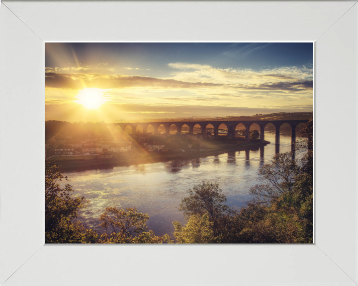 Berwick-upon-Tweed viaduct at sunset Photo Print - Canvas - Framed Photo Print - Hampshire Prints